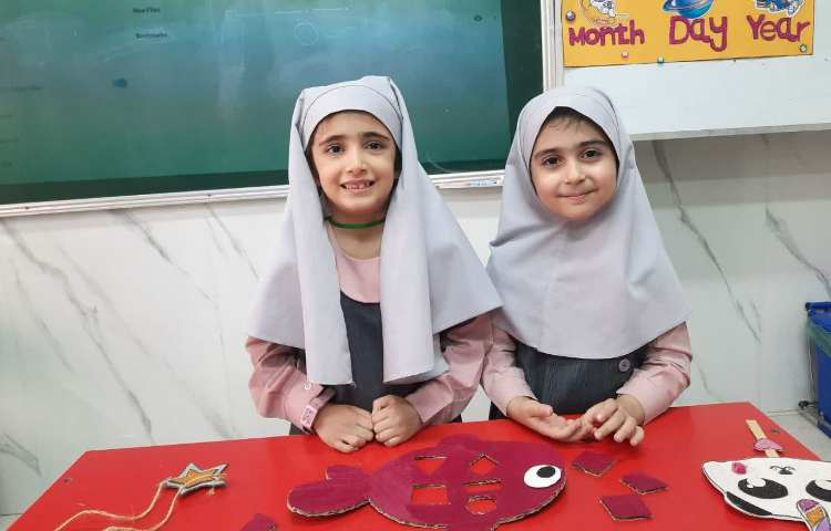 انجام فعالیت مربوط به Fine motor skills 3