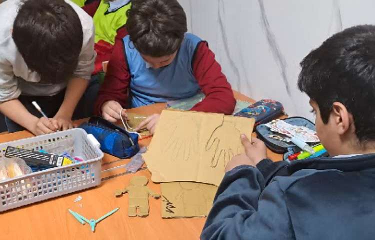 انجام فعالیت‌های مربوط به هفته ملی علوم 3