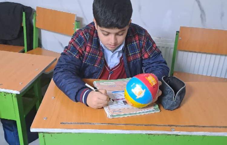 انجام فعالیت‌های کتاب با بازی 2