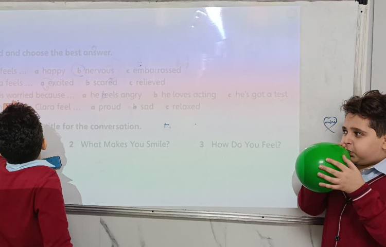 انجام فعالیت‌های کتاب به صورت خلاقانه در زنگ General English