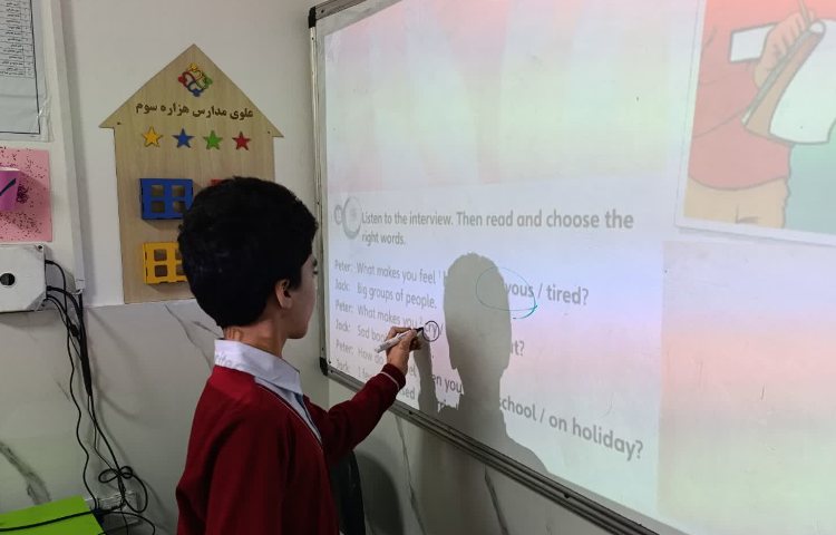 انجام فعالیت‌های کتاب در زنگ General 1