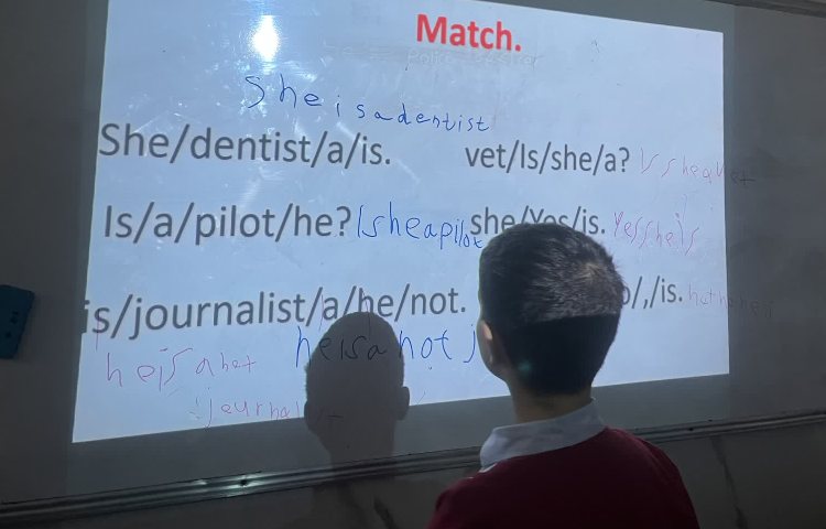 انجام فعالیت‌های کتاب در زنگ General 2