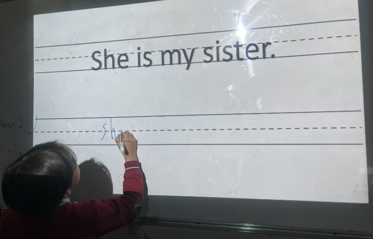 انجام فعالیت‌های کتاب در زنگ General English 3