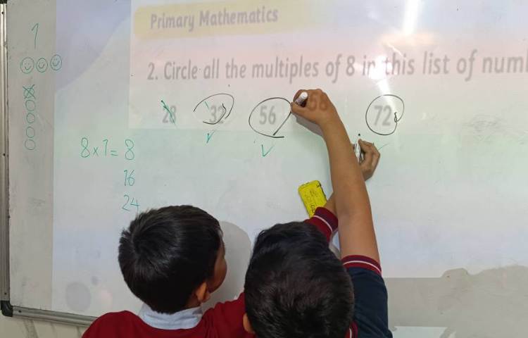 انجام فعالیت های کتاب ریاضی 4
