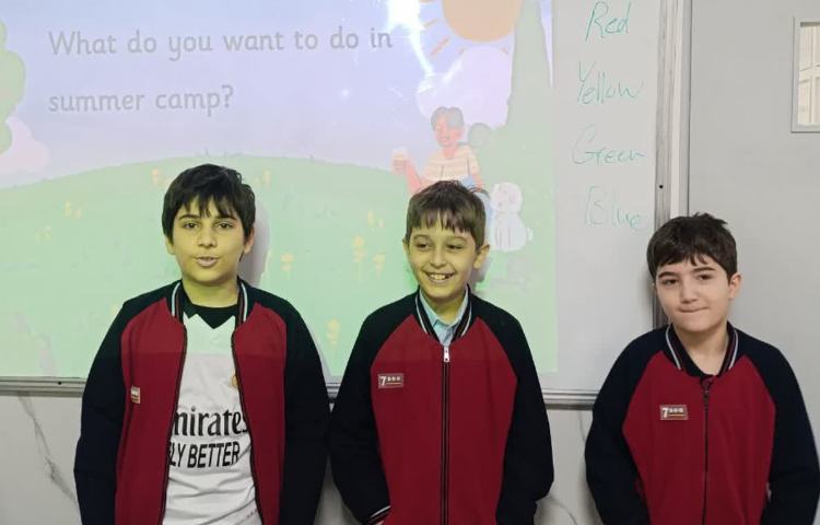 انجام فعالیت‌های کتاب و تمرین مکالمه در زنگ General English 1