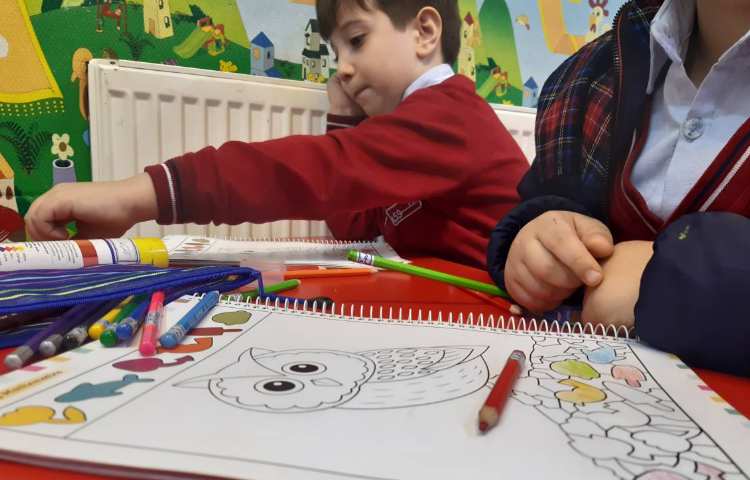 انجام فعالیت‌های کتاب Math 2