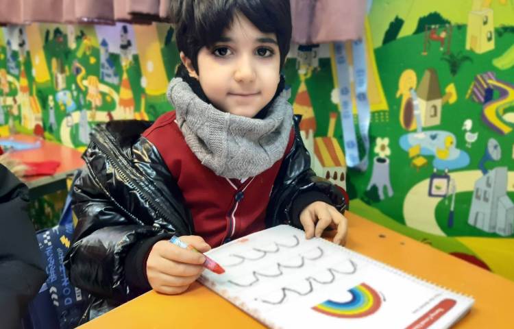 انجام فعالیت‌های کتاب Pencil Control 2