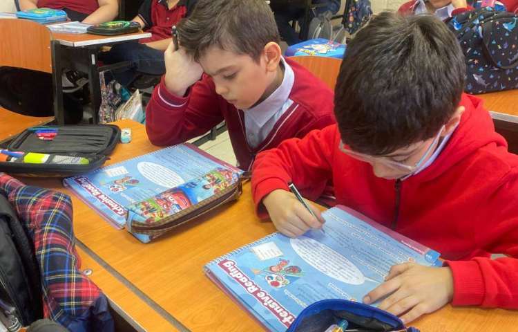 انجام فعالیت های کتاب Our Discovery Island 3