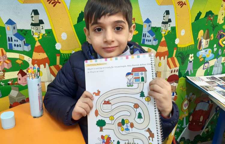 انجام فعالیت‌های کتاب Math 3