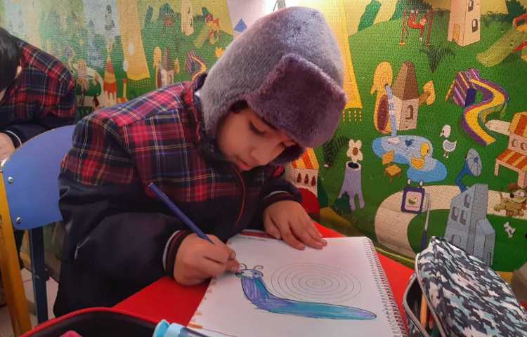 انجام فعالیت‌های کتاب Pencil Control 4