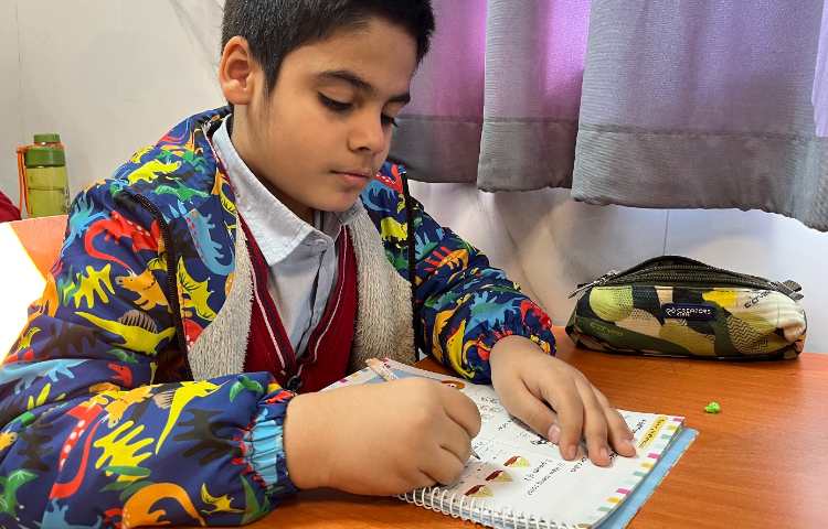 انجام فعالیت‌های کتاب Math