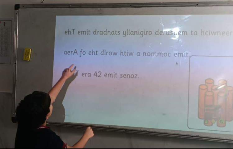 انجام فعالیت و تمرین مبحث Time Zones در زنگ Math 2