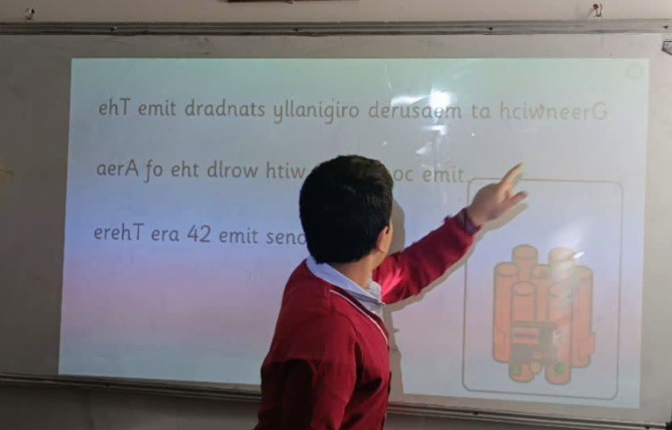 انجام فعالیت و تمرین مبحث Time Zones در زنگ Math 3