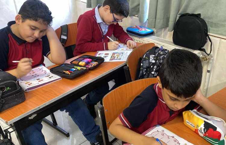 انجام فعالیت کتاب-زنگ زبان عمومی 1