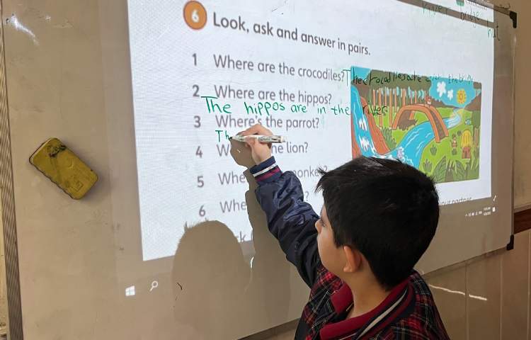 انجام فعالیت کتاب-زنگ زبان عمومی 2