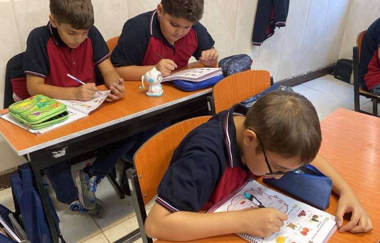 انجام فعالیت کتاب-زنگ زبان عمومی