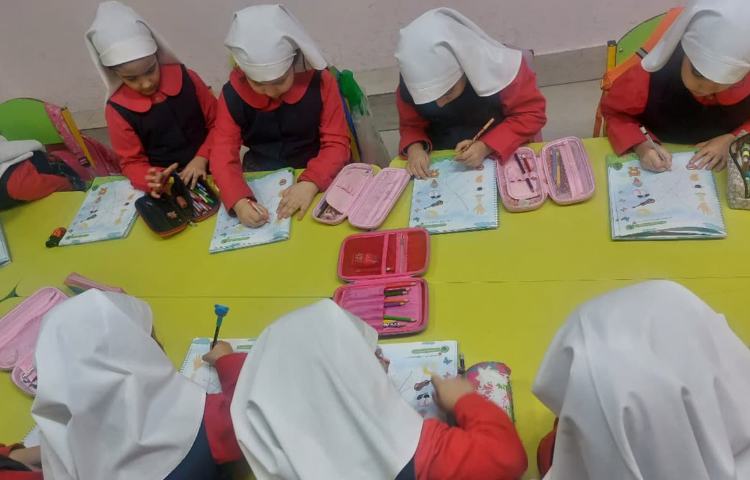 انجام فعالیت کتاب صفحه ی 45و46 1