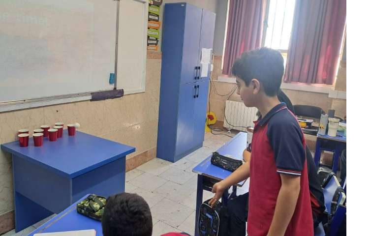 انجام فعالیت کلاسی برای تمرین مطالب