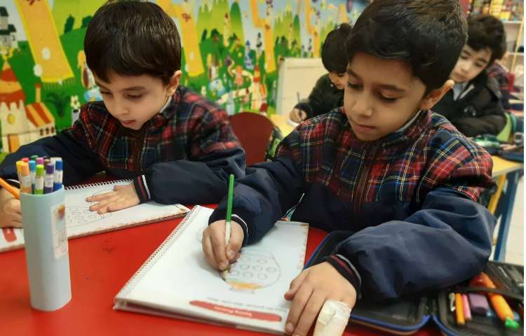 انجام فعالیت Pencil Control 2
