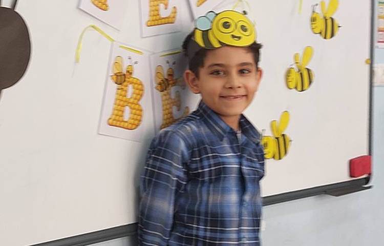 انجام مسابقات زبانی خلاق پایه دوم 20