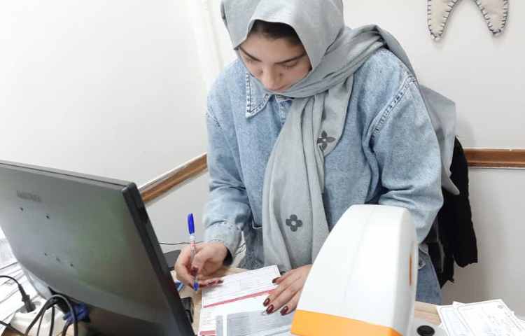 انجام معاینات تنبلی چشم دانش آموزان پیش دبستانی 8