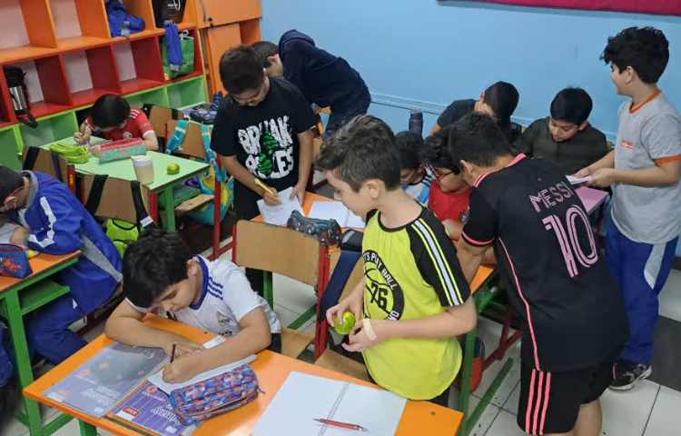 انجام مکالمه و بازی فلش کارت 3