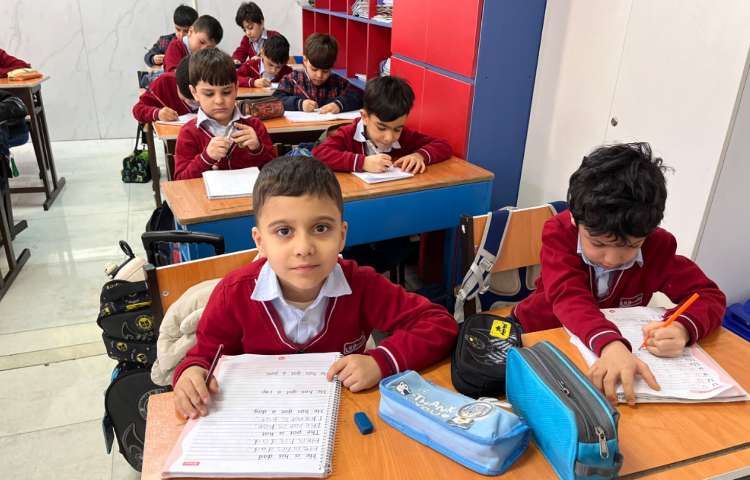 انجام و بررسی فعالیت‌های ALV Notebook 3