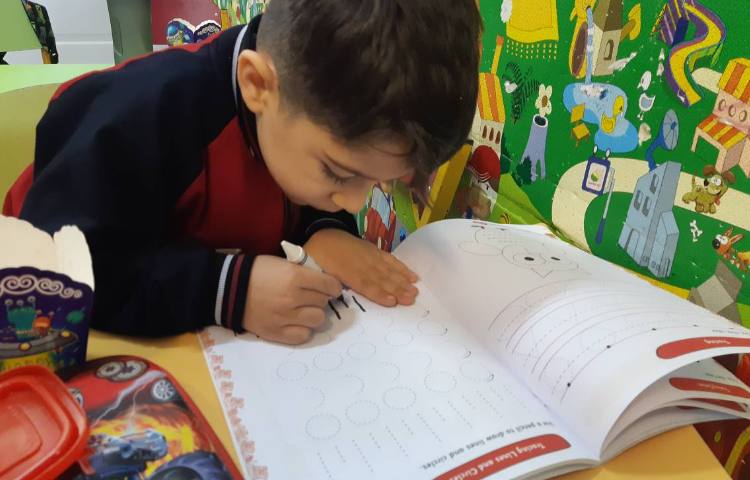 انجام و تمرین Pencil Control 5