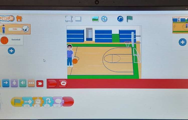 انجام پروژه شماره شش و هشت اسکرچ جونیور 1