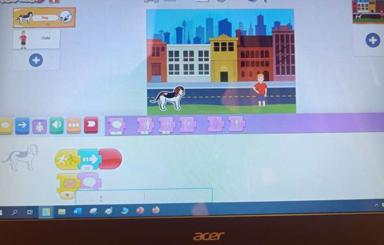 انجام پروژه شماره هشت اسکرچ جونیور سگ سخنگو 2