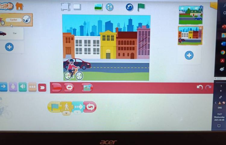 انجام پروژه شماره یک اسکرچ جونیور حرکت ماشین در خیابان