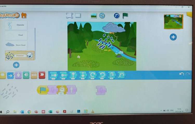 انجام پروژه شماره یک اسکرچ جونیور چرخه آب 2