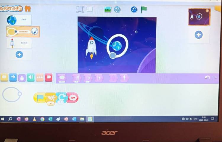 انجام پروژه های دو و چهار اسکرچ جونیور ( گردش ماه به دور زمین و چهارفصل ) 6