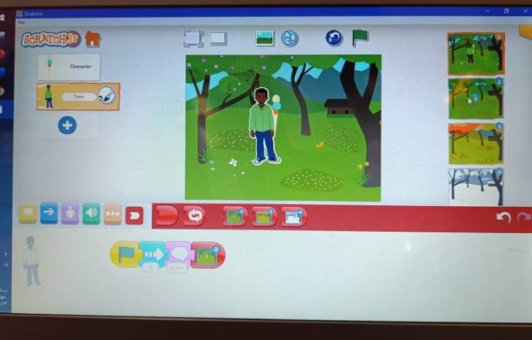 انجام پروژه های دو و چهار اسکرچ جونیور ( گردش ماه به دور زمین و چهارفصل ) 7