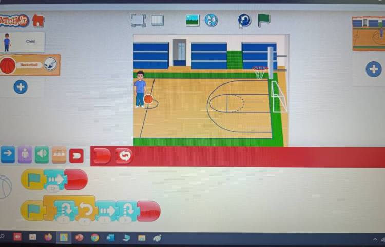 انجام پروژه های شماره شش و هشت اسکرچ جونیور بازی بسکتبال و سگ سخنگو