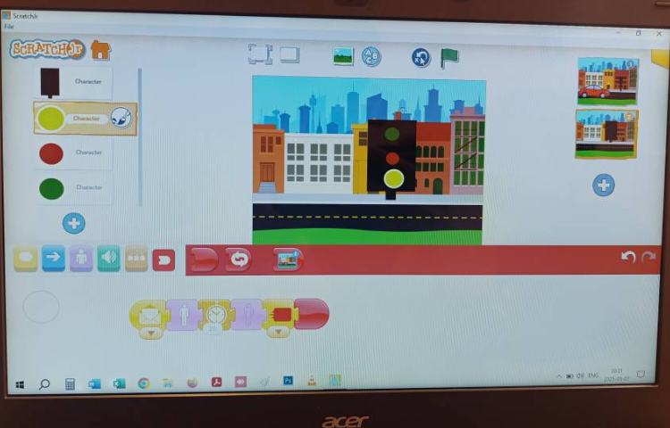 انجام پروژه های شماره شش و هشت اسکرچ جونیور چراغ راهنمایی و زیر دریا 2