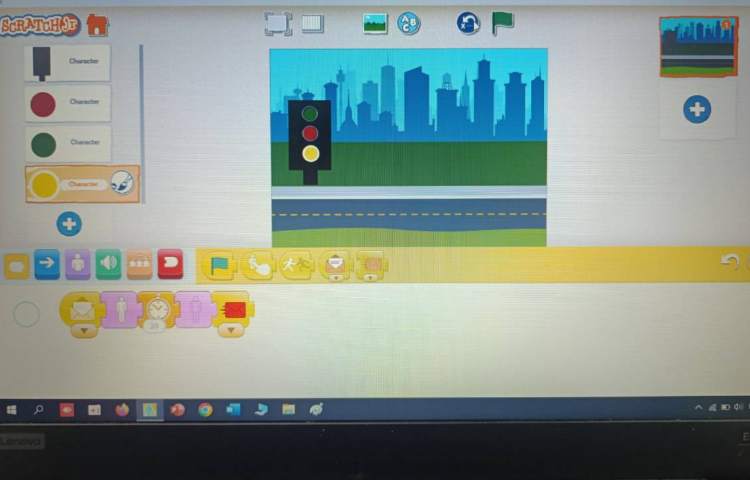 انجام پروژه های شماره شش و هشت اسکرچ جونیور چراغ راهنمایی و زیر دریا