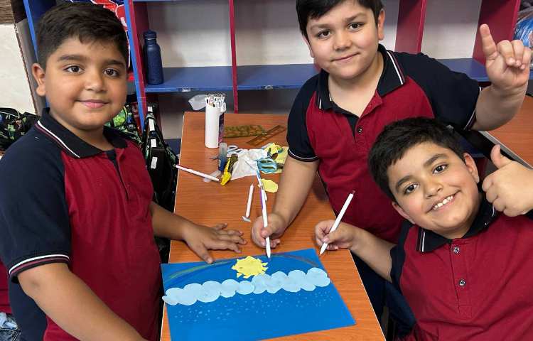 انجام پروژه‌ی مربوط به مبحث آب‌وهوا-زنگ Science 3