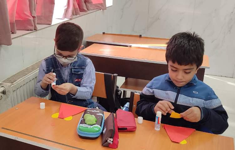 انجام کادرستی موش برای درس فارسی 1