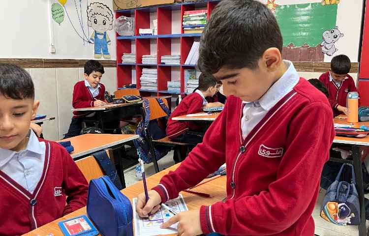 انجام کاربرگ مربوط به حالاتِ مواد-زنگ Science 2