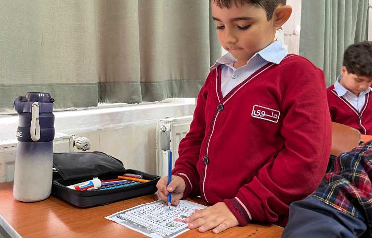 انجام کاربرگ مربوط به حالاتِ مواد-زنگ Science 8