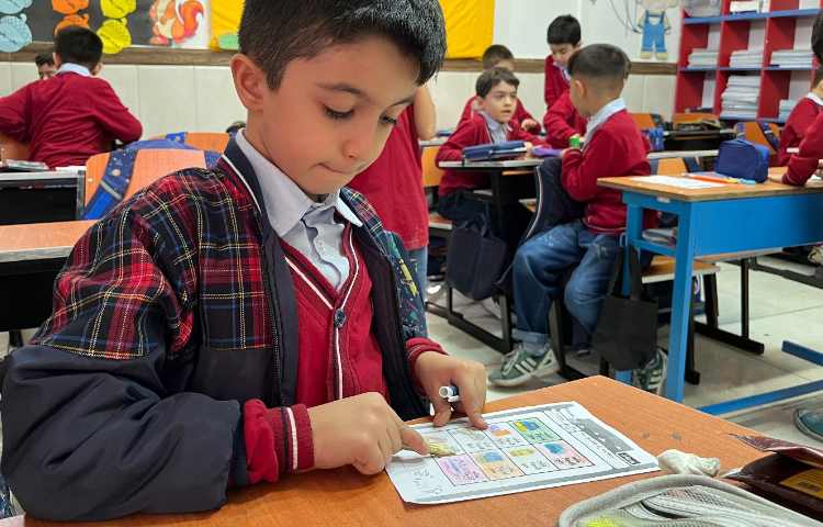 انجام کاربرگ مربوط به حالاتِ مواد-زنگ Science