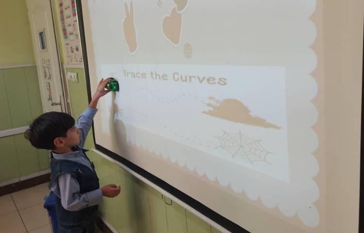 انجام کاربرگ و فعالیت دست ورزی گل پسرای عزیزم 8