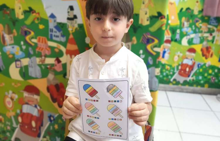 انجام کاربرگ Colors 1