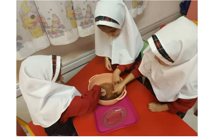 انجام کاردستی و آزمایش علوم 6