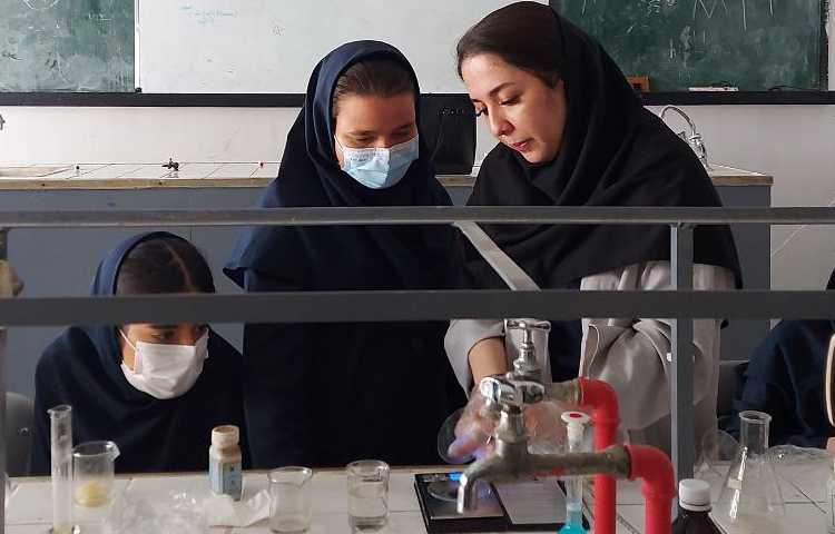 انجام کار های آزمایشگاهی 4