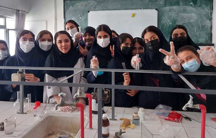 انجام کار های آزمایشگاهی