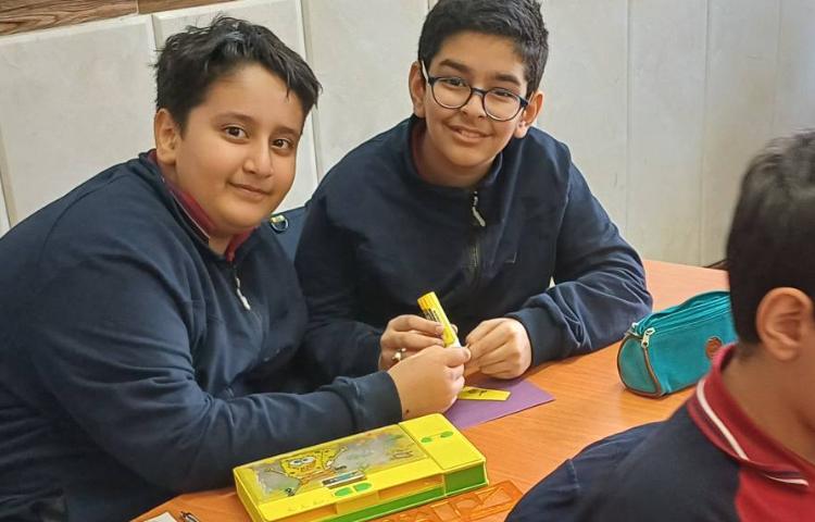 اندازه گیری زاویه های مثلث 1