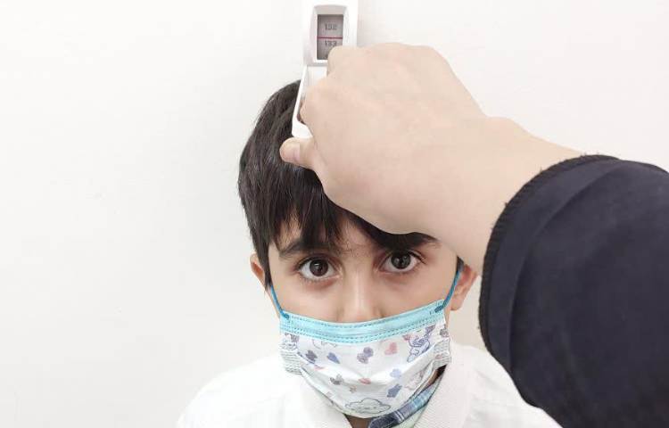 اندازه گیری قد و وزن دانش آموزان دبستان علوی 1