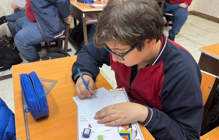 اندازه‌گیری محیط مربع-زنگ Math 1